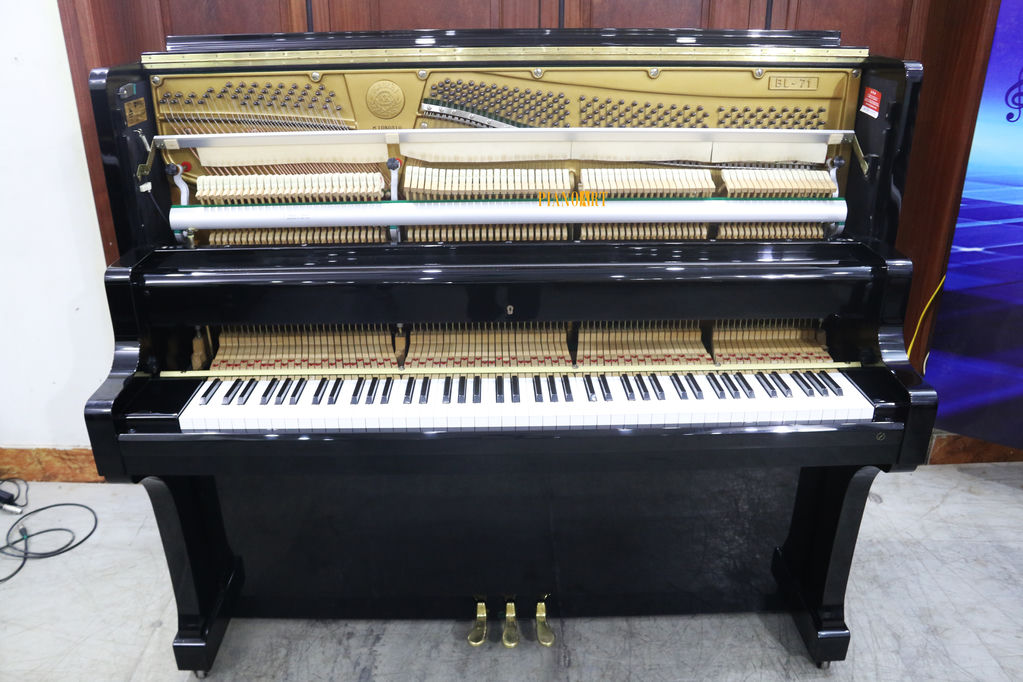 KAWAI BL71 No.1080310