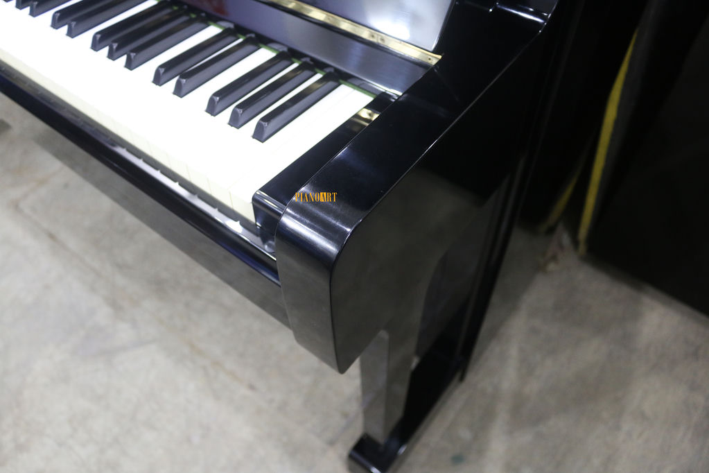 YAMAHA U1M No.3238534