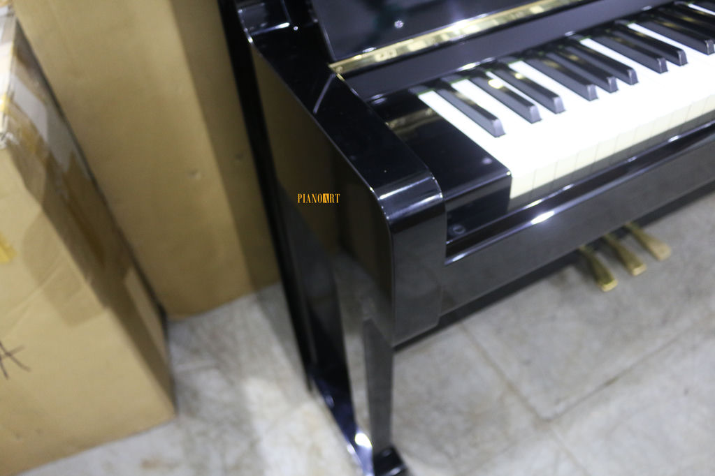 YAMAHA U1M No.3238534