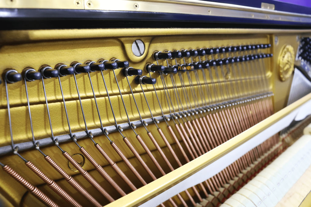 YAMAHA U2H No.1553029