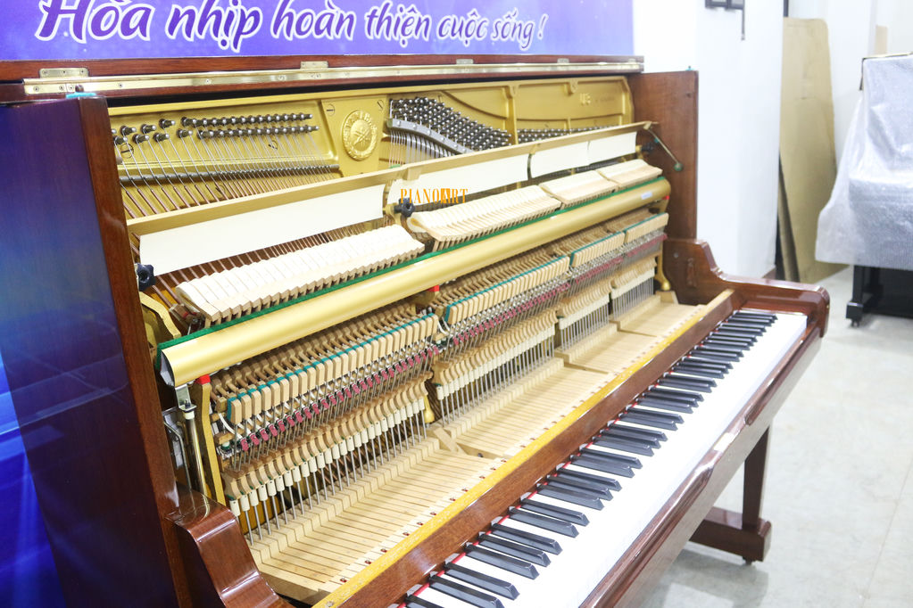 YAMAHA U3A No.4243086
