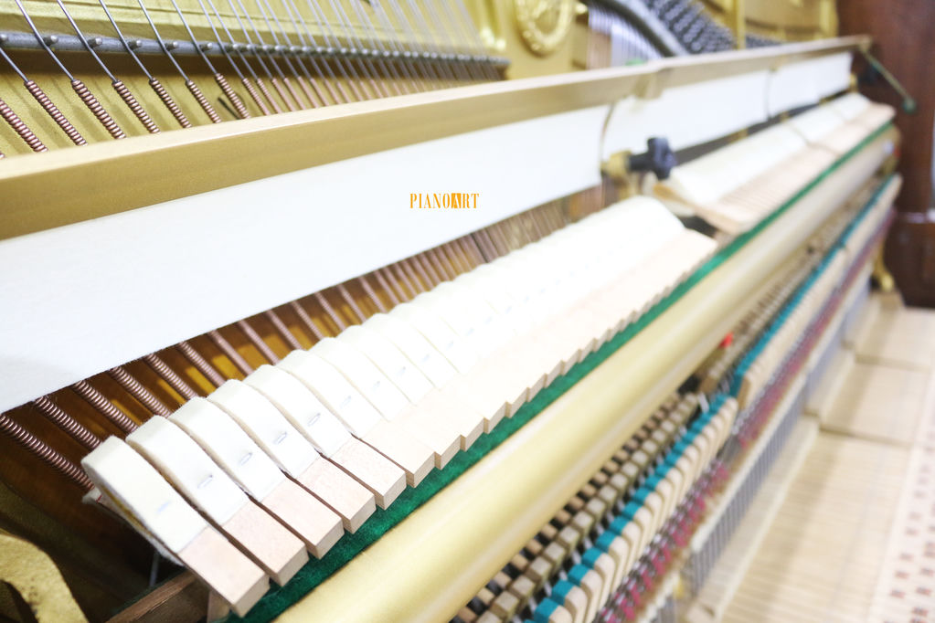 YAMAHA U3A No.4243086