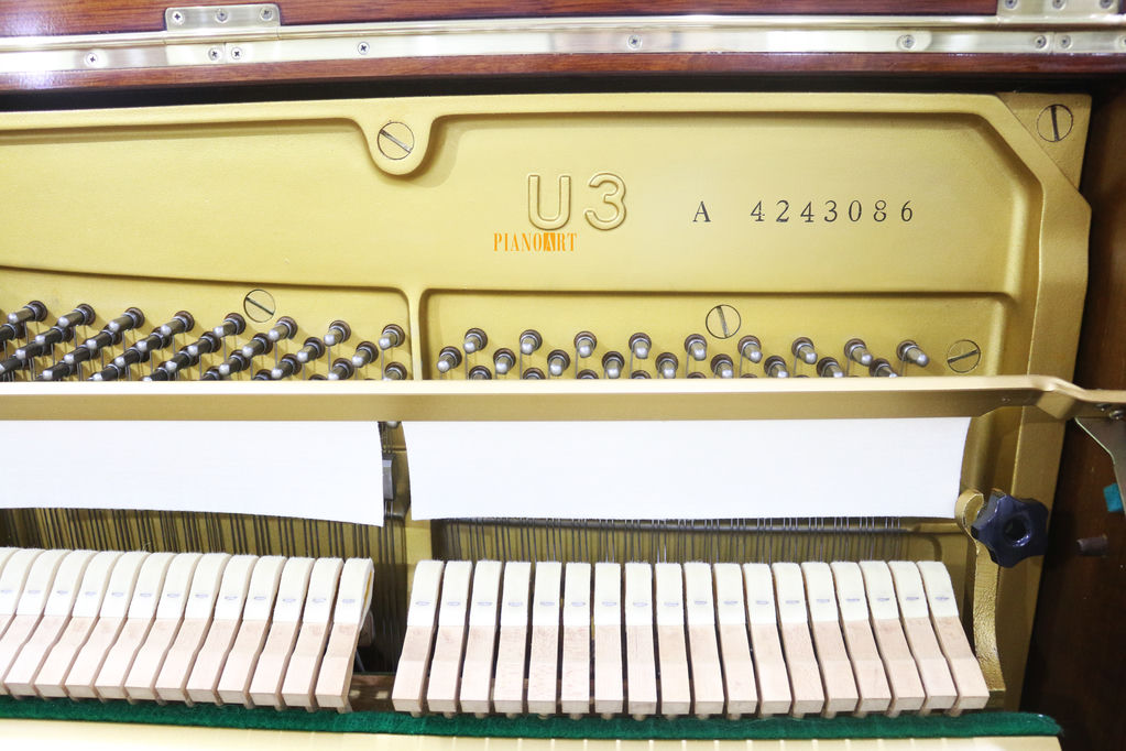 YAMAHA U3A No.4243086